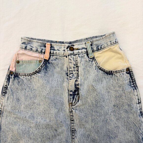 Vintage Hollywood Era Denim Skirt | Acid Wash Patch Pocket Mini - Picture 3 of 7